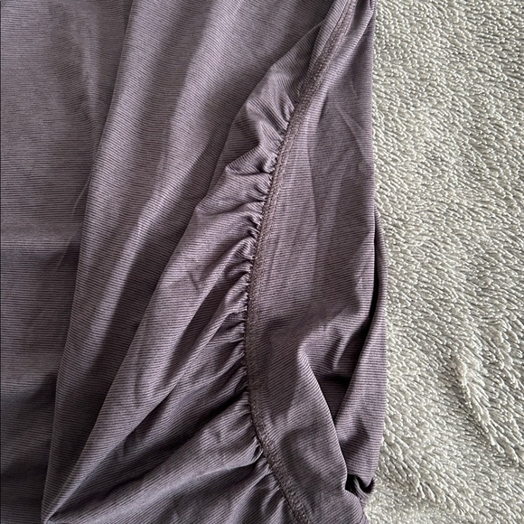 Old Navy Active Go-Dry Maternity Charcoal Tank Top - Picture 3 of 4